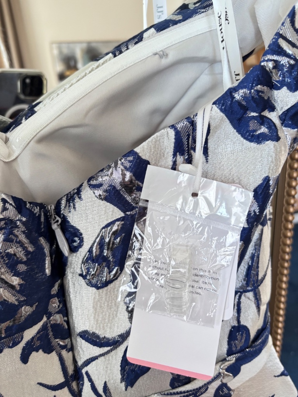 NWT - JJ's House Janae Off the Shoulder Floral Print Jacquard Midi Dress - Picture 8 of 10